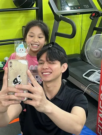 FitCity Sài Gòn Pearl — Góc đánh giá tư thế